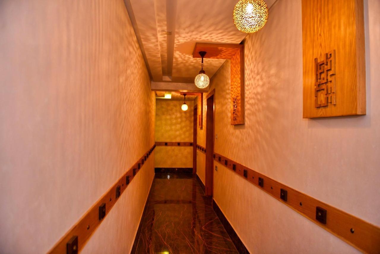 Appartement De Prestige Climatise A L'Hivernage 400M De La Gare Marrakesh Bagian luar foto